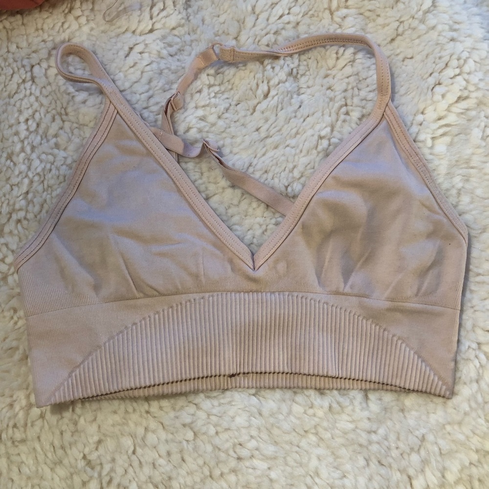 Lululemon light pink sports bra